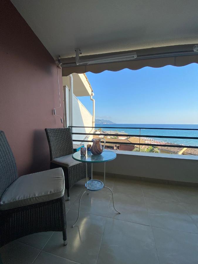 Daydream Seaview Deluxe Home 152 By New Era In Glyfada Beach Corfu Exteriör bild